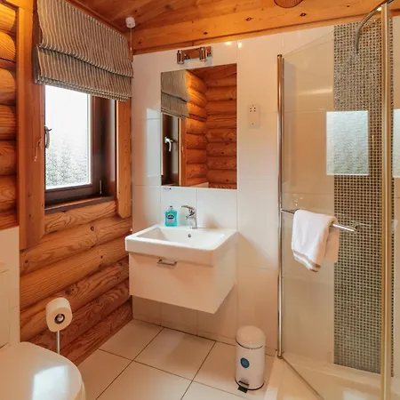 別荘 Endeavour 4 ミドルズブラ